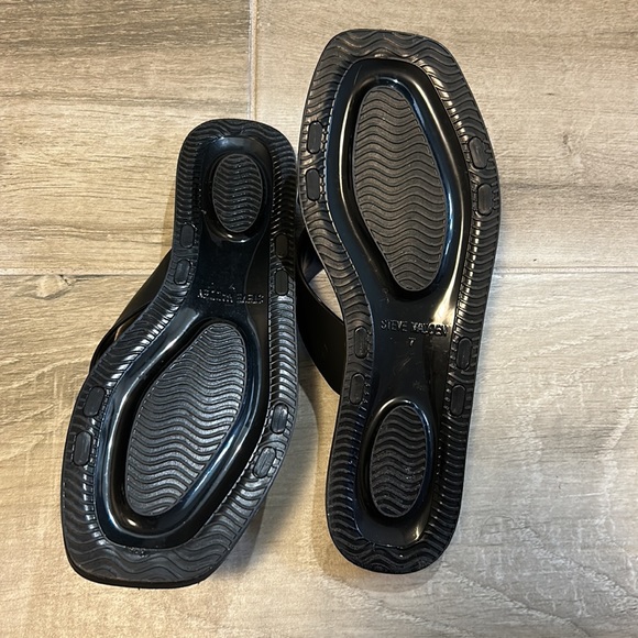 Steve Madden Jelly Slides - Picture 3 of 4